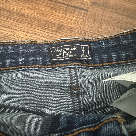 Abercrombie Shorts (2) - Picture 5 of 7